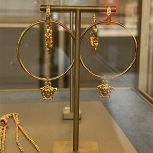 Versace HOOPS